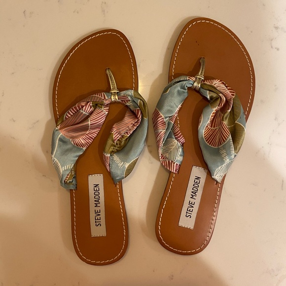 Steve Madden Shoes - Steve Madden Sandals -NWOT - size 8